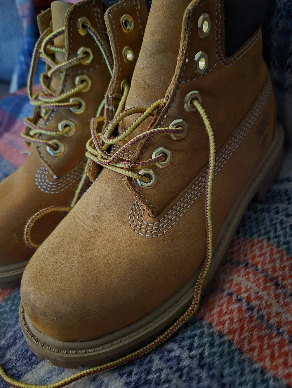 Classic Wheat Timberland Boots Size 13k Like New!!!